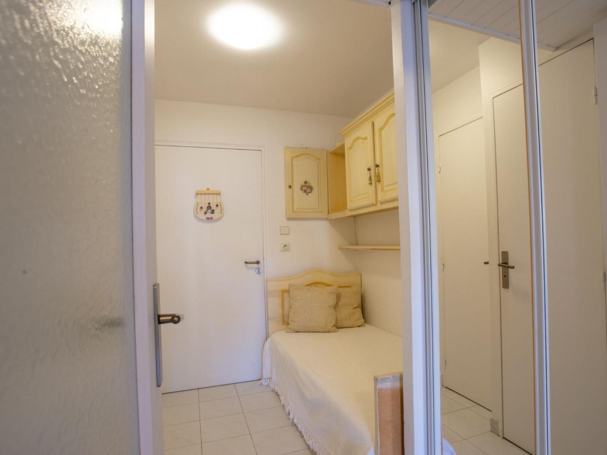 Studio Les Regates-4 By Interhome Hyeres Bagian luar foto